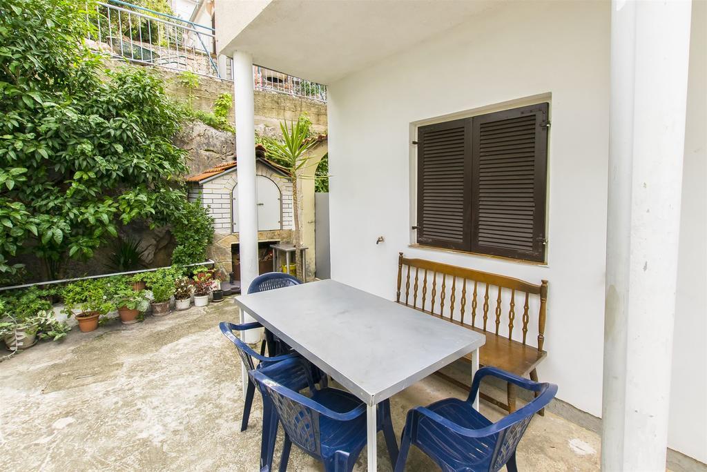 Apartment Branka Tisno Esterno foto